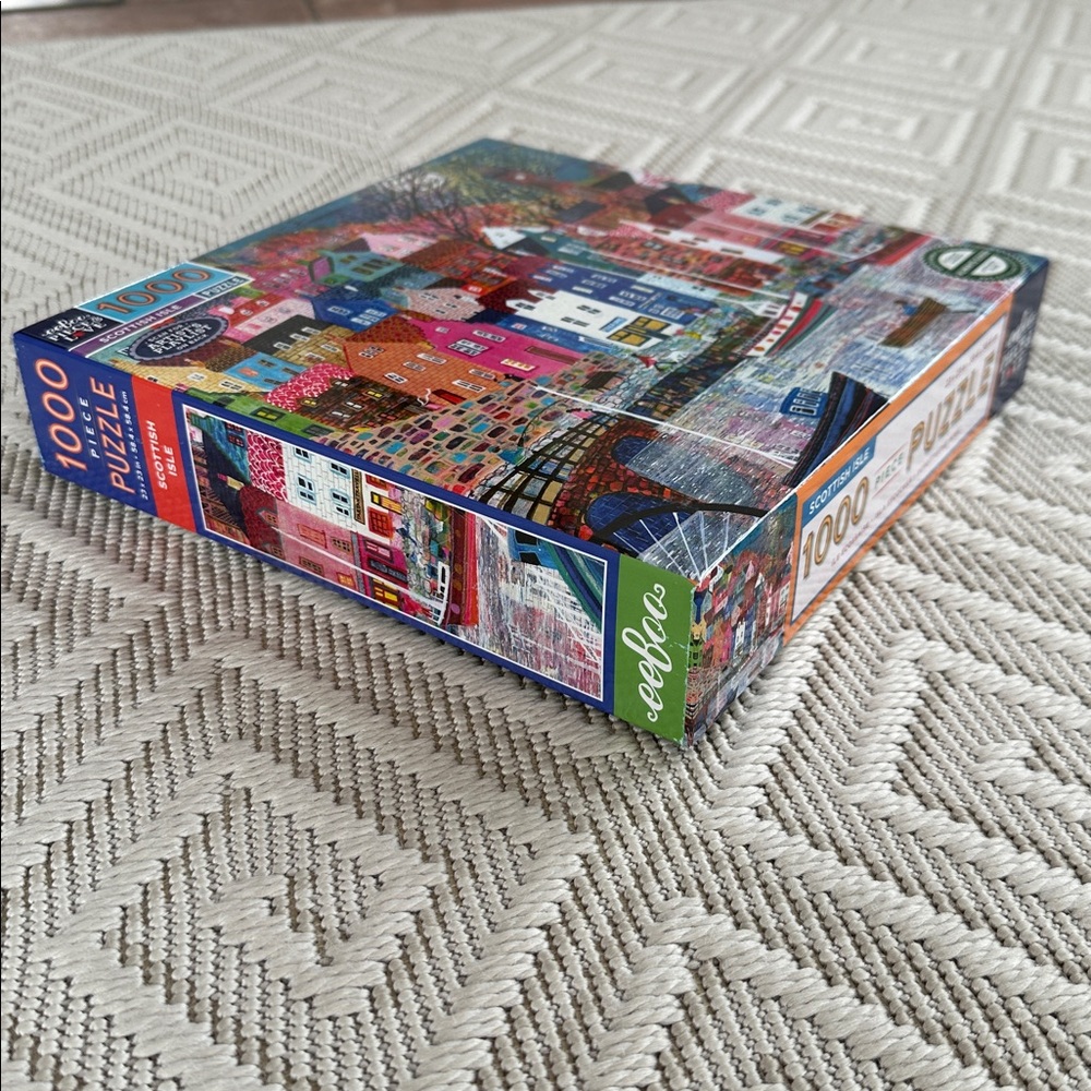 eeBoo Scottish Isle 1000 piece Puzzle - Picture 2 of 3